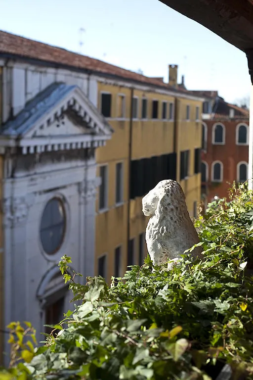 Palazzetto 113 Bed & Breakfast Venedik